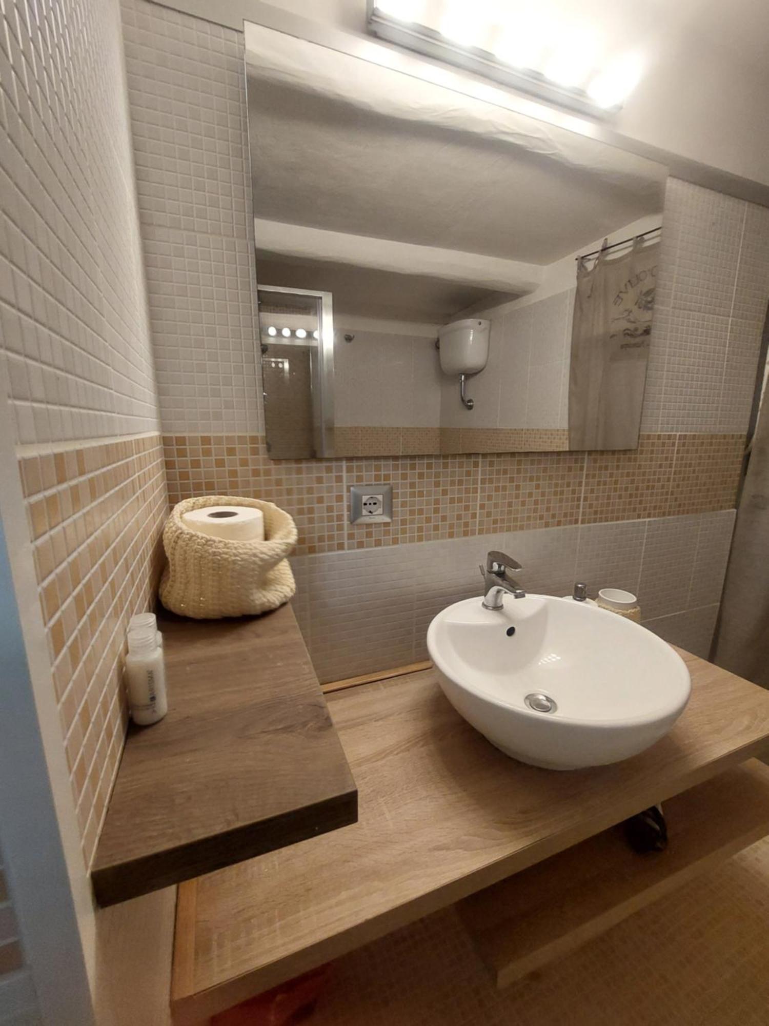 Be Blu Apartment Napoli Esterno foto